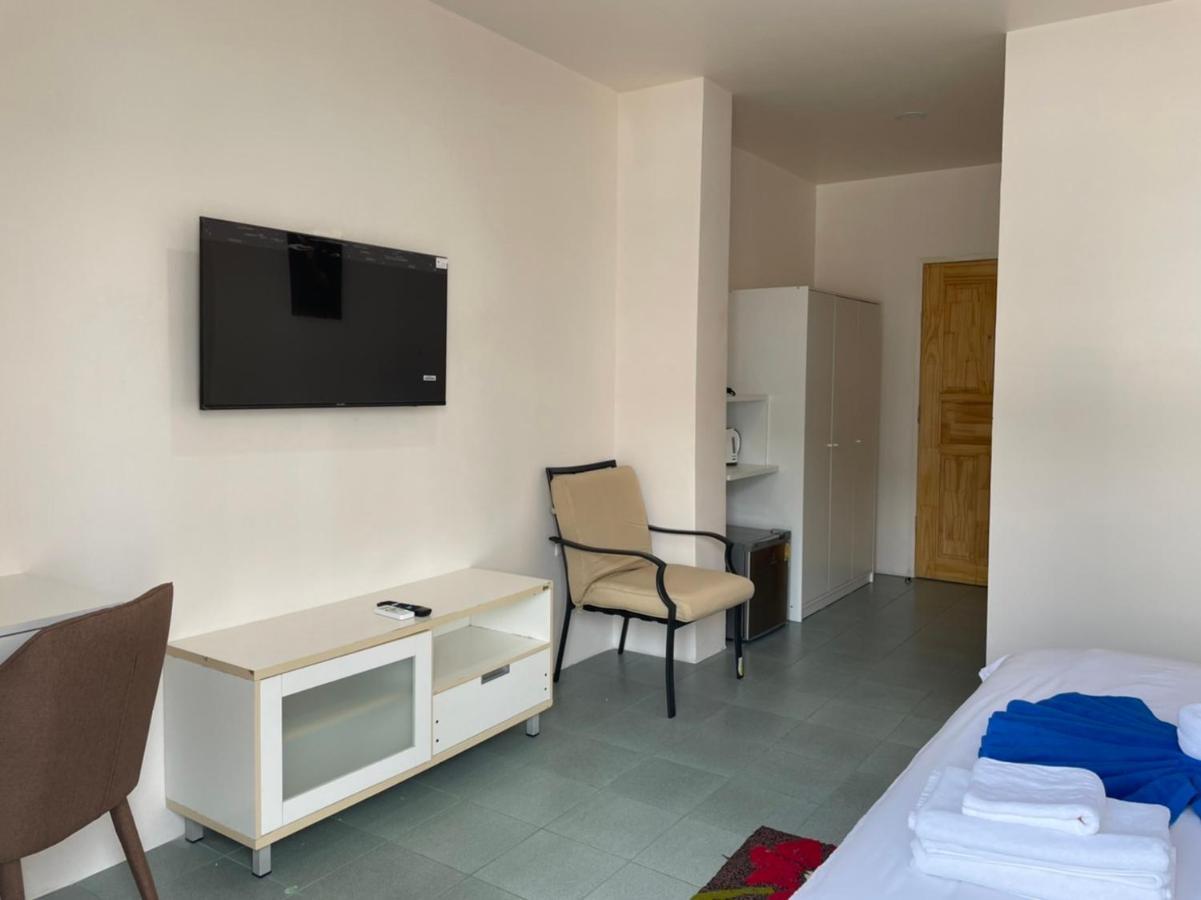 Inn Dulgence Patong Exterior foto